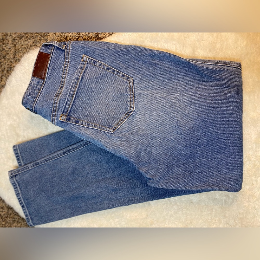 Hollister mom jean